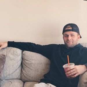 Meet your Posher, Sam